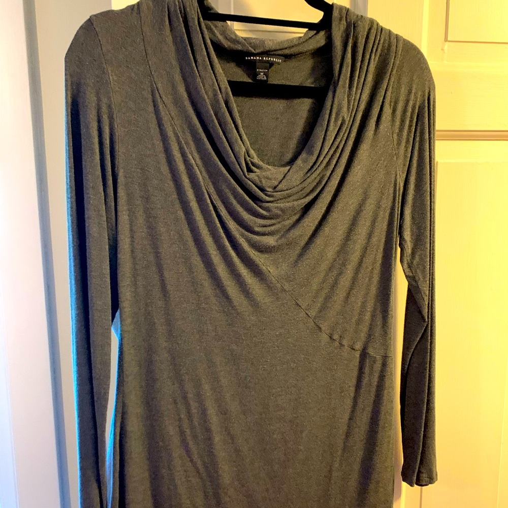 Banana Republic women’s shirt - grey - size medium